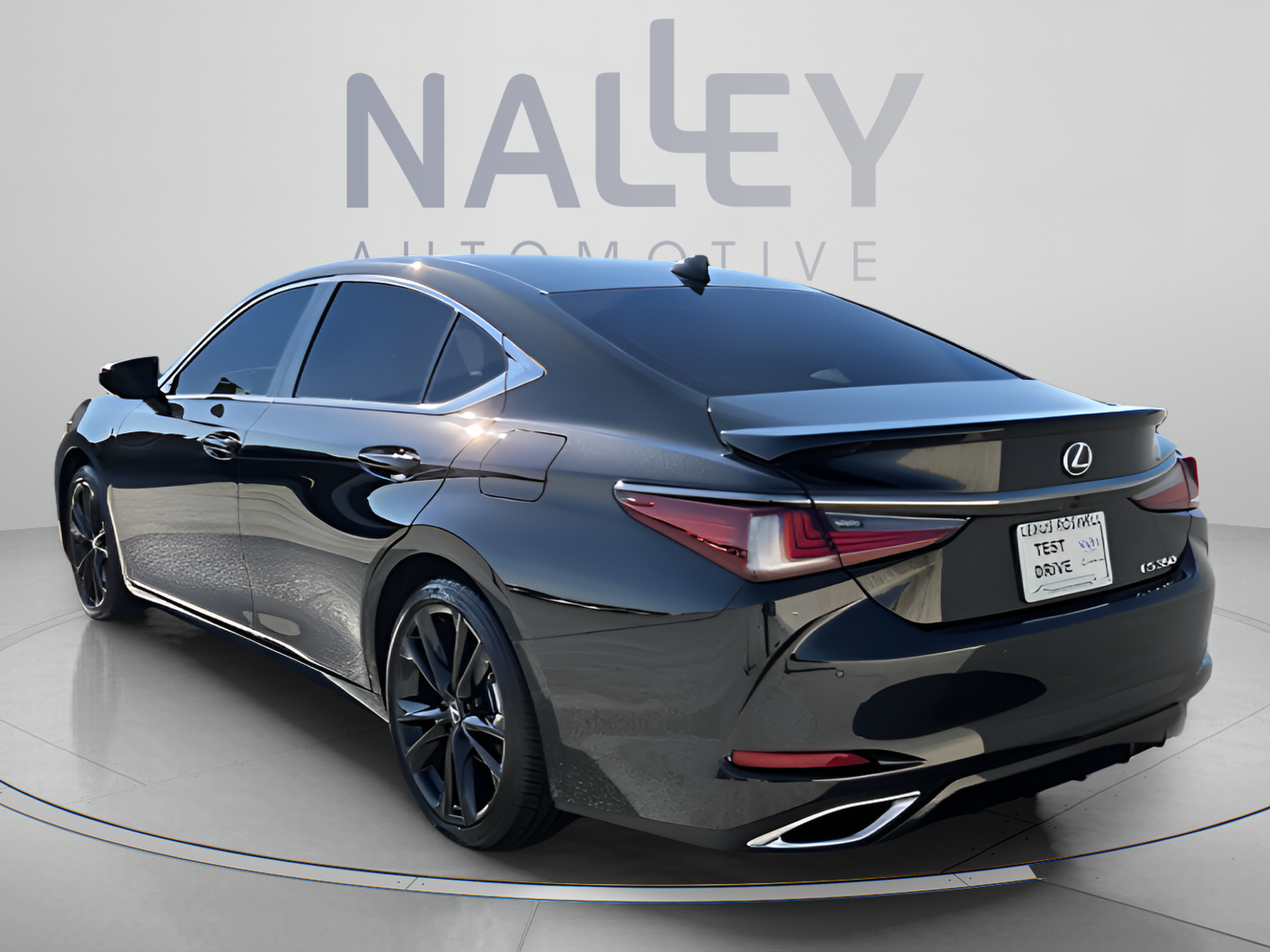 Used 2024 Lexus ES 350 F Sport w/ Accessory Package (Z2) FWD image 4