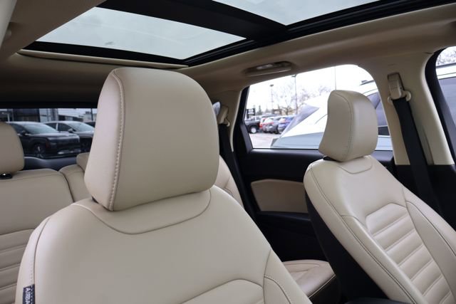 Used 2022 Ford Edge SEL w/ Convenience Package AWD/4WD image 18