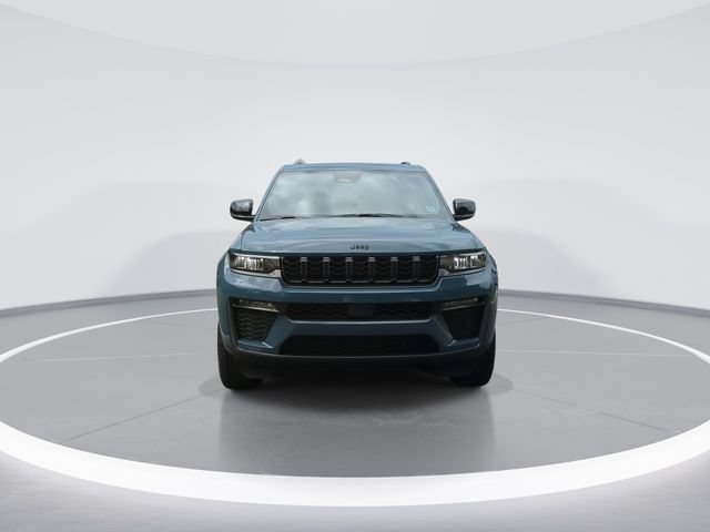 New 2026 Jeep Grand Cherokee Limited w/ Limited Altitude Package RWD image 3
