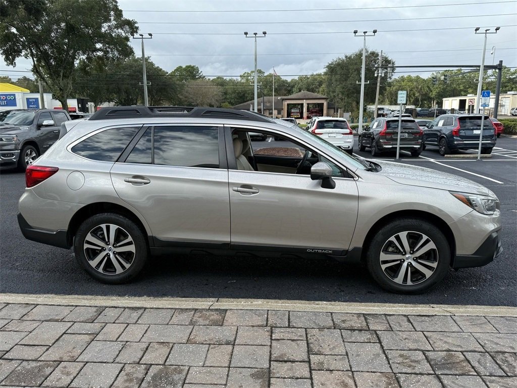 Used 2019 Subaru Outback 2.5i Limited image 17