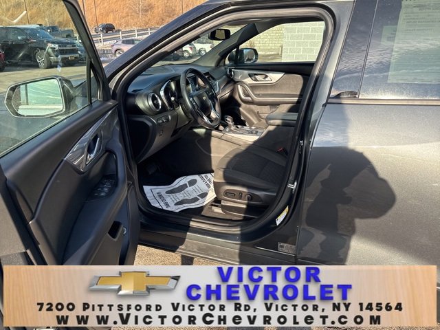 Used 2019 Chevrolet Blazer LT image 11