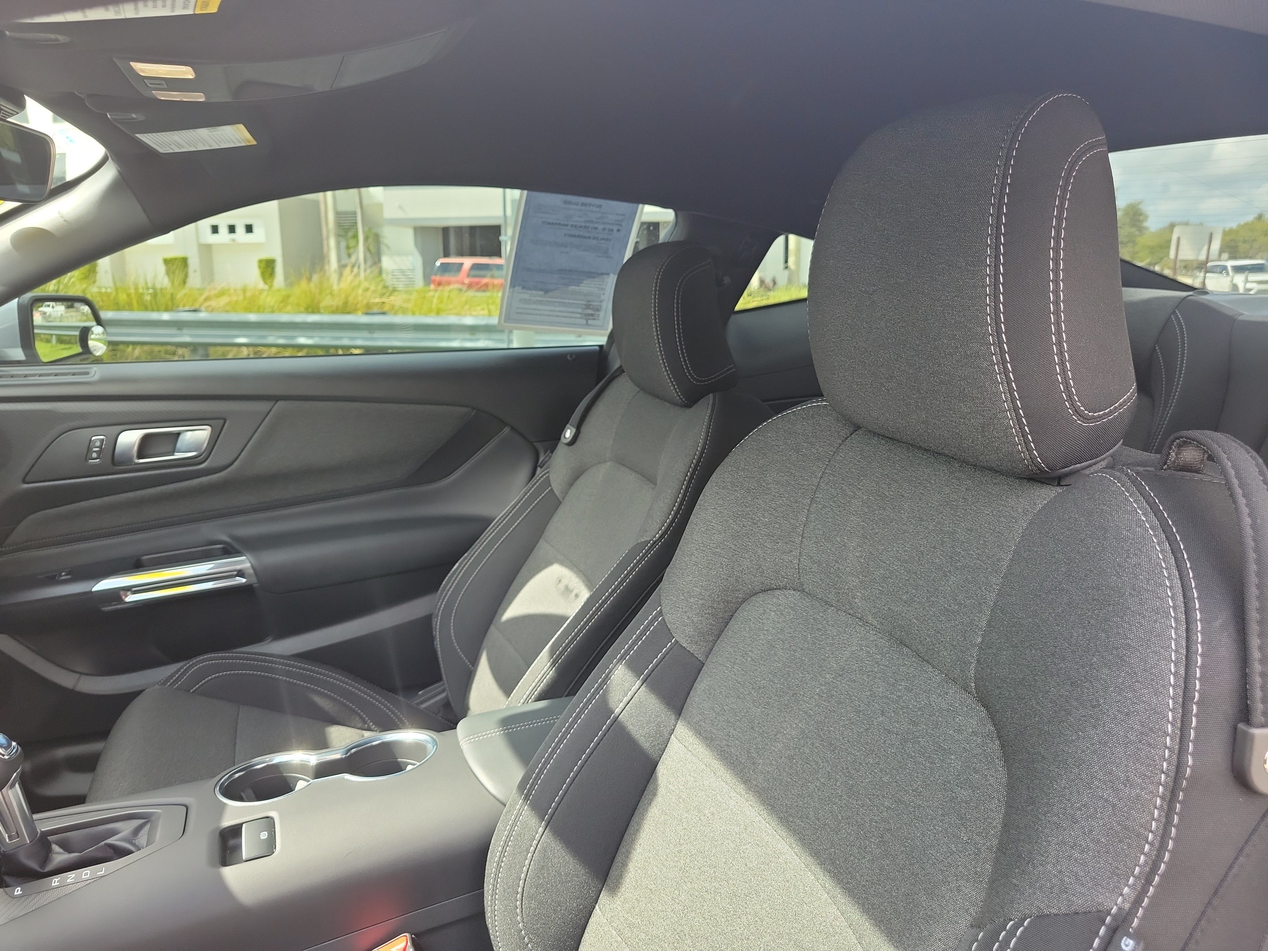 Used 2025 Ford Mustang Coupe RWD image 15
