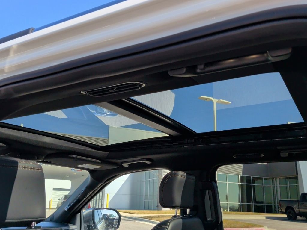 Used 2024 Ford Expedition Platinum image 24