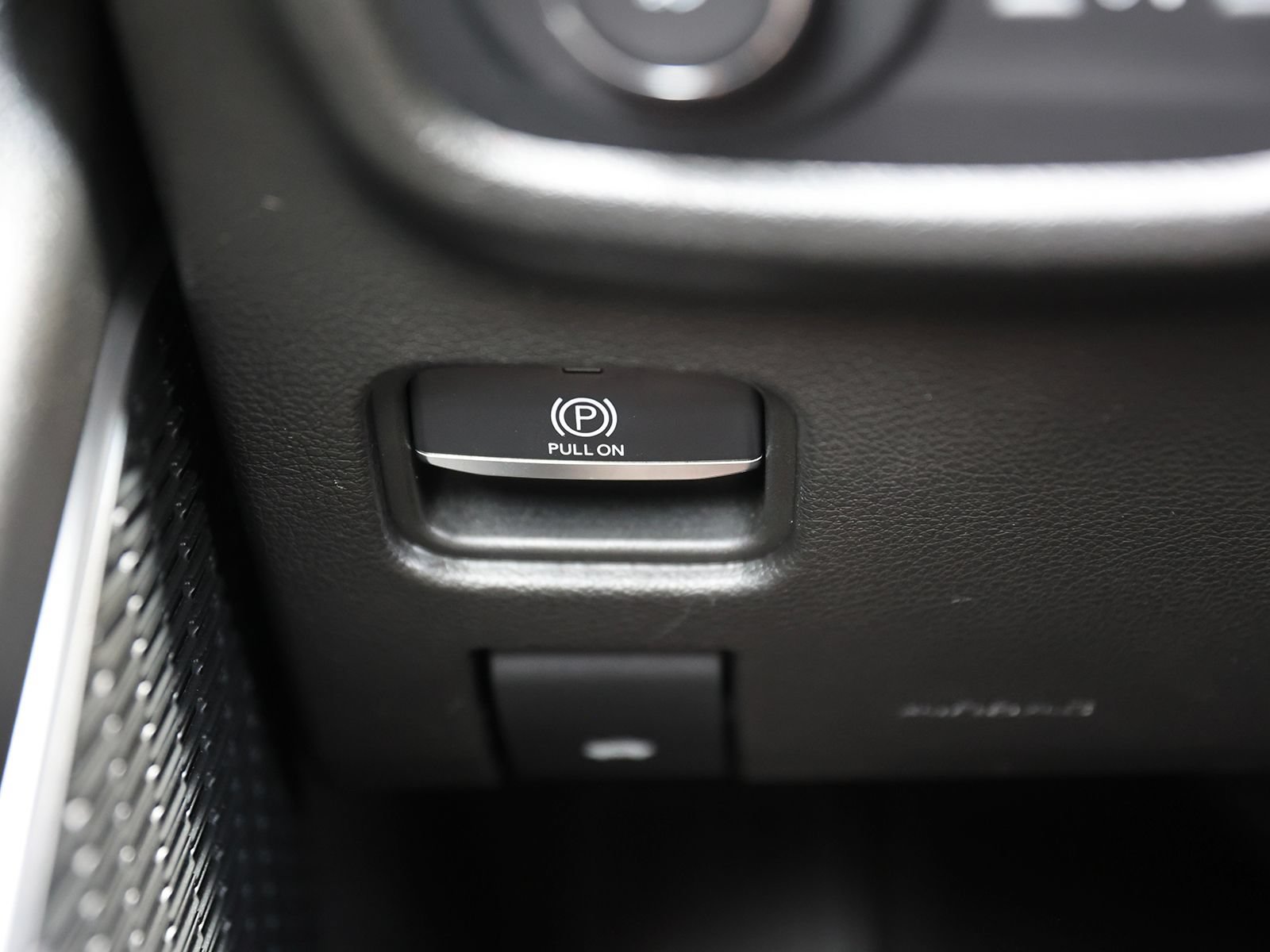 Used 2022 Jeep Grand Cherokee Limited AWD/4WD image 34
