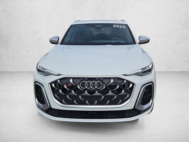 Used 2025 Audi SQ5 Premium Plus image 2