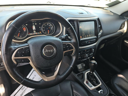 Used 2018 Jeep Cherokee Limited FWD image 6