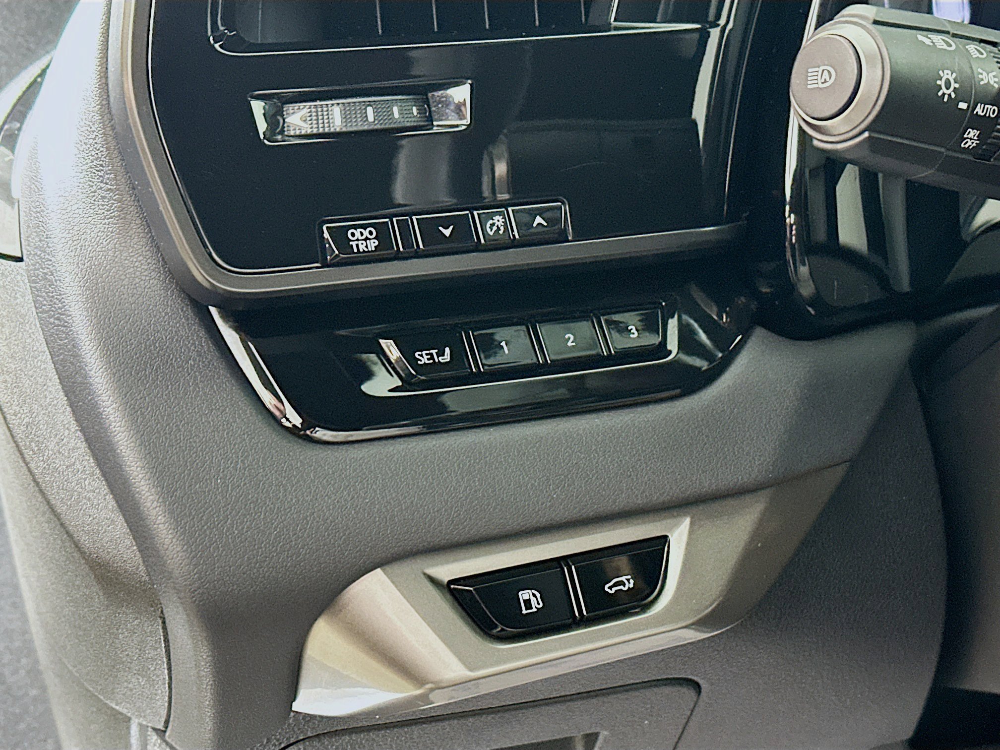 Used 2023 Lexus RX 350 Premium w/ Accessory Package (A2) image 10