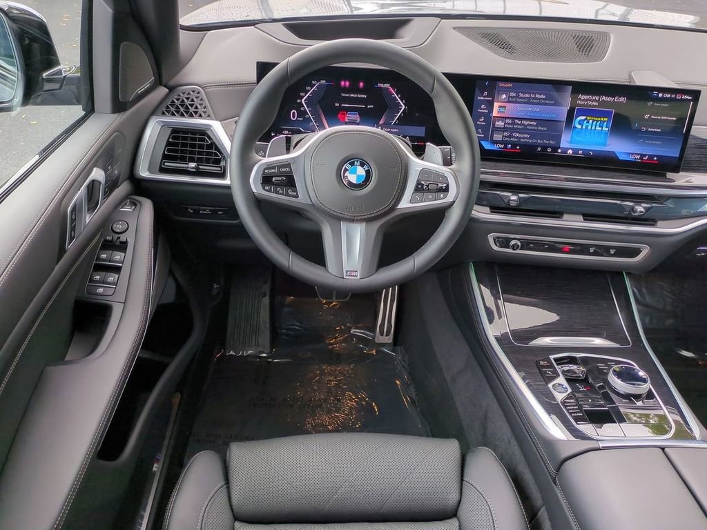 Used 2026 BMW X5 sDrive40i image 16