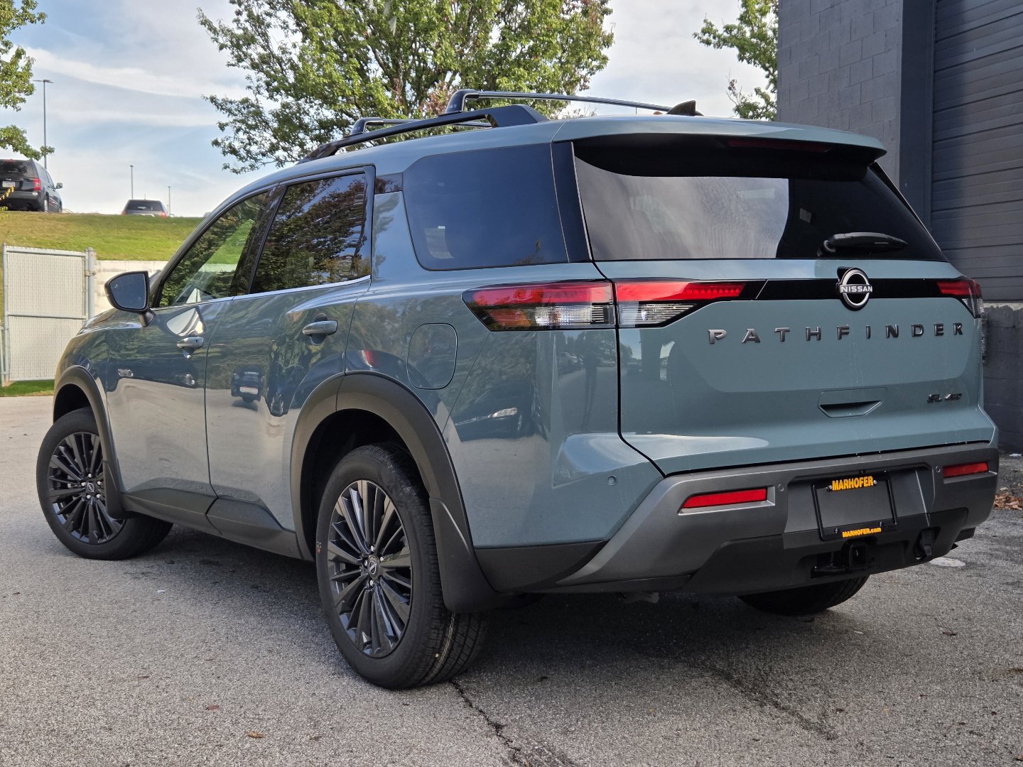 New 2026 Nissan Pathfinder SL AWD/4WD image 16