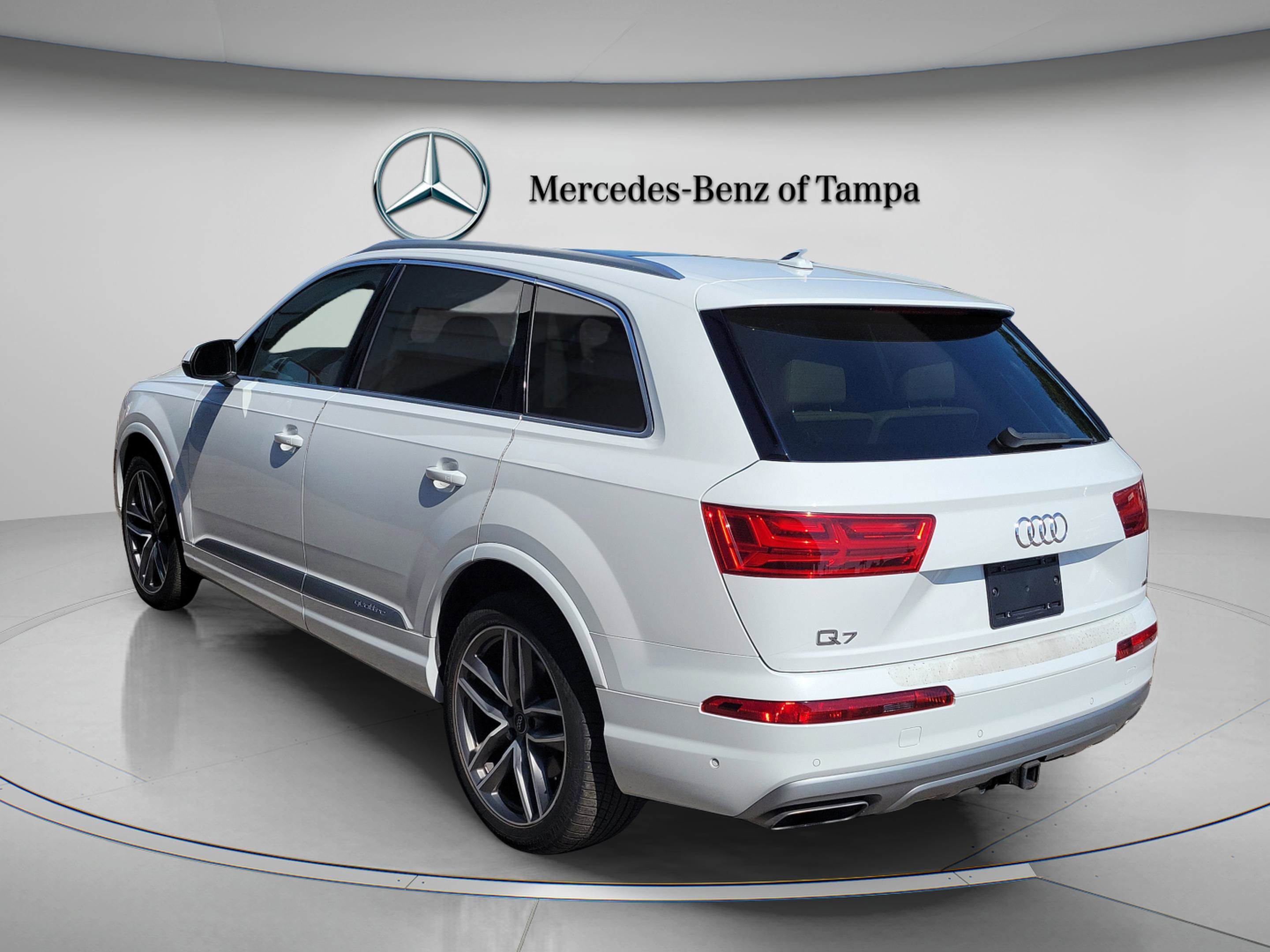 Used 2019 Audi Q7 3.0T Prestige AWD/4WD image 2