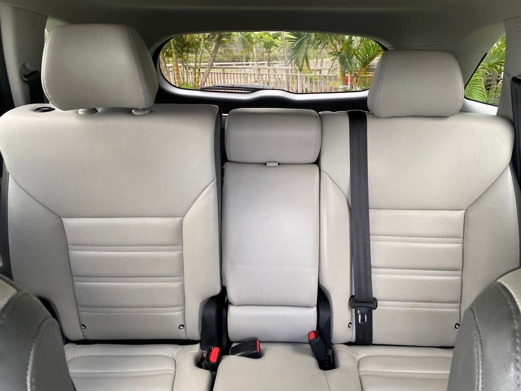 Used 2020 Kia Sorento SX image 36