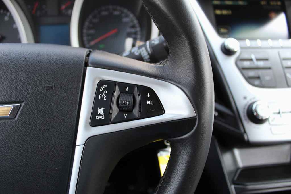 Used 2016 Chevrolet Equinox LT image 17