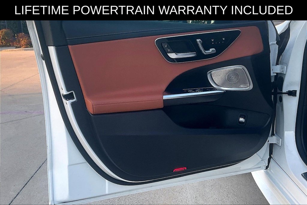 Used 2024 Mercedes-Benz C 300 Sedan image 15