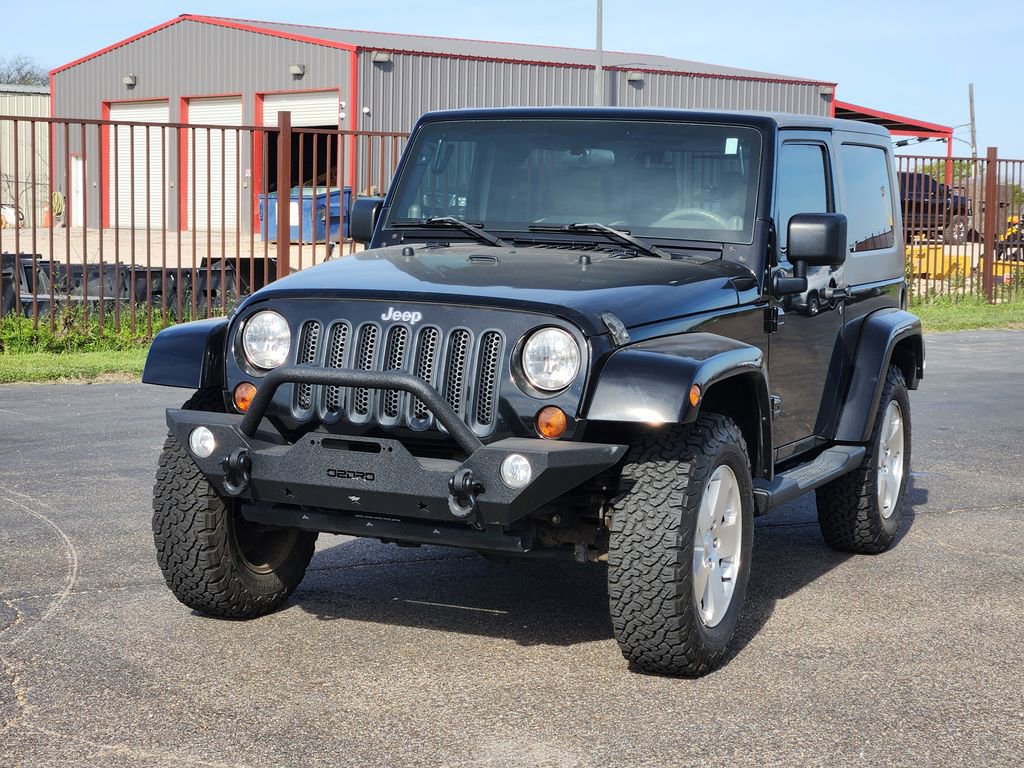 Used 2009 Jeep Wrangler Sahara w/ Dual Top Group image 3