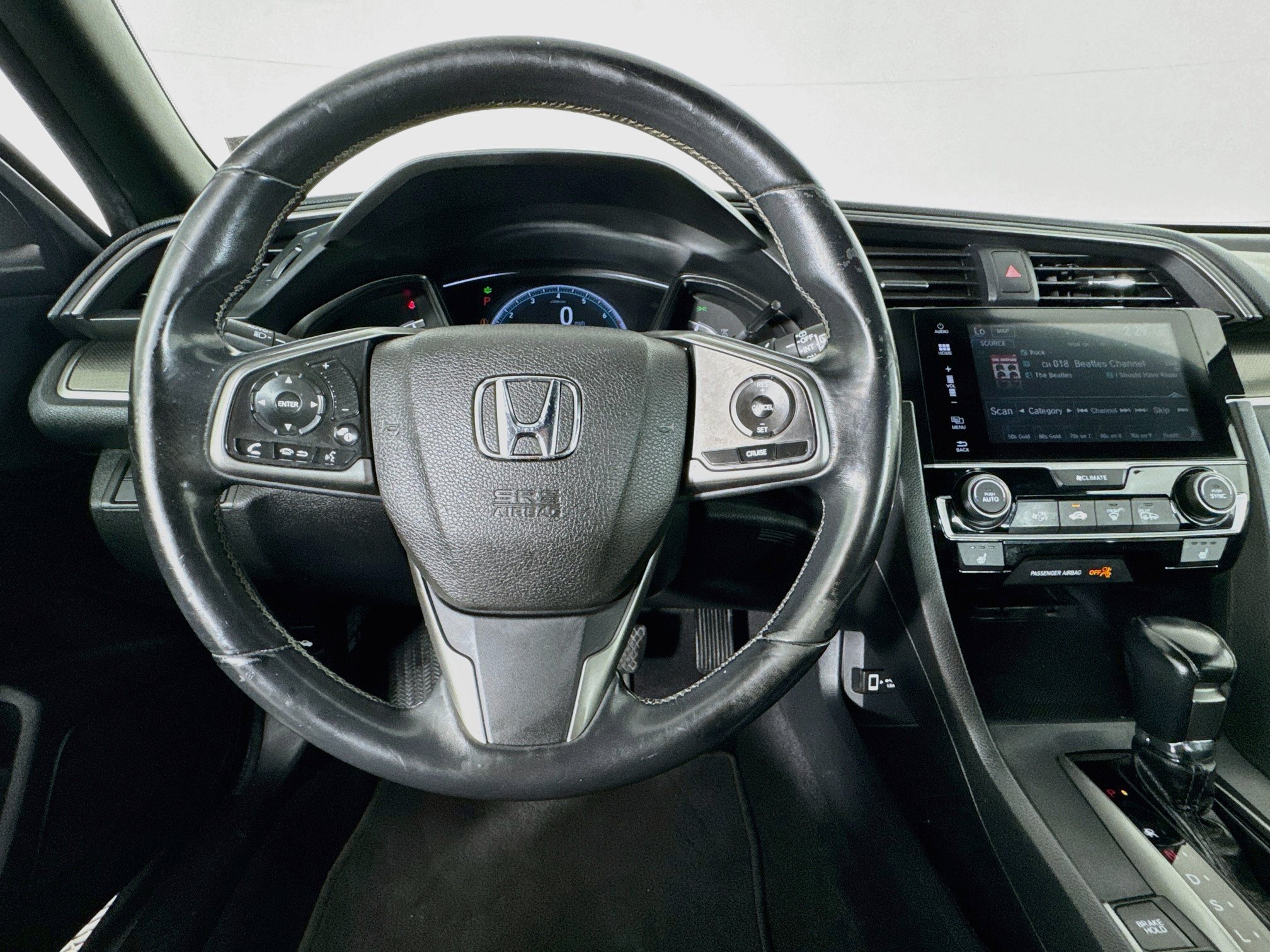Used 2017 Honda Civic EX-L image 10
