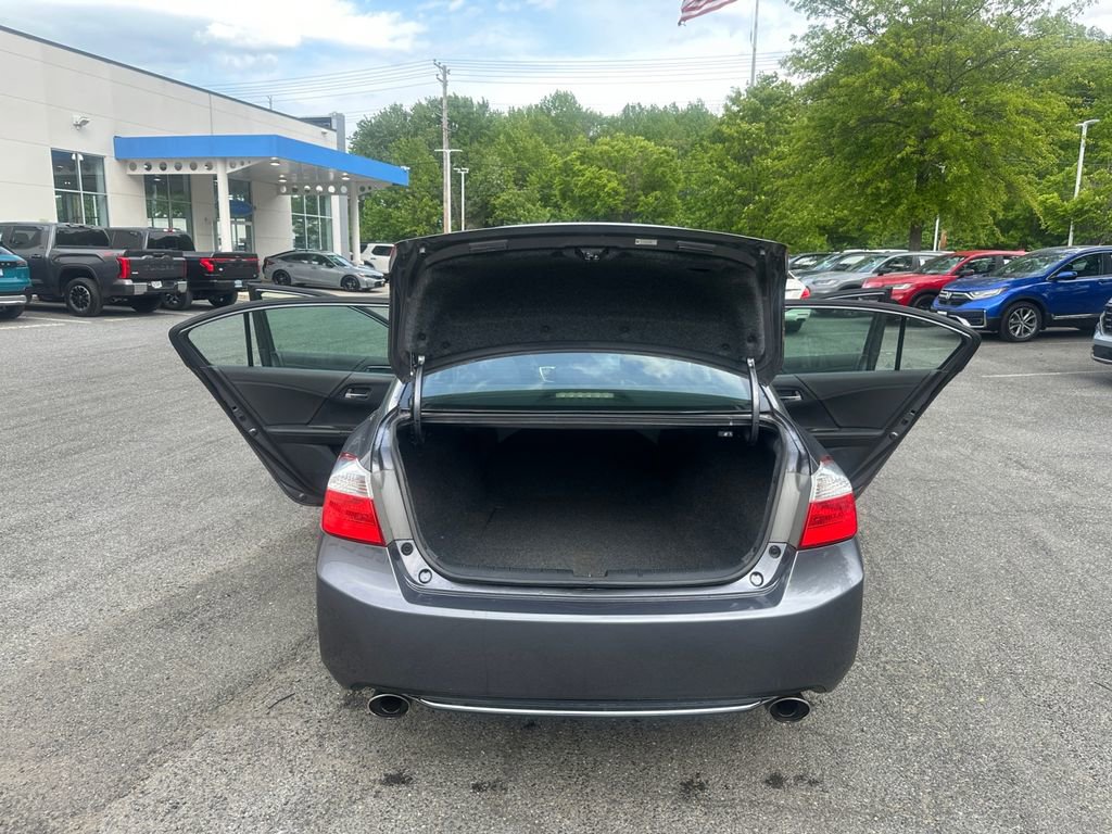 Used 2013 Honda Accord Sport image 27