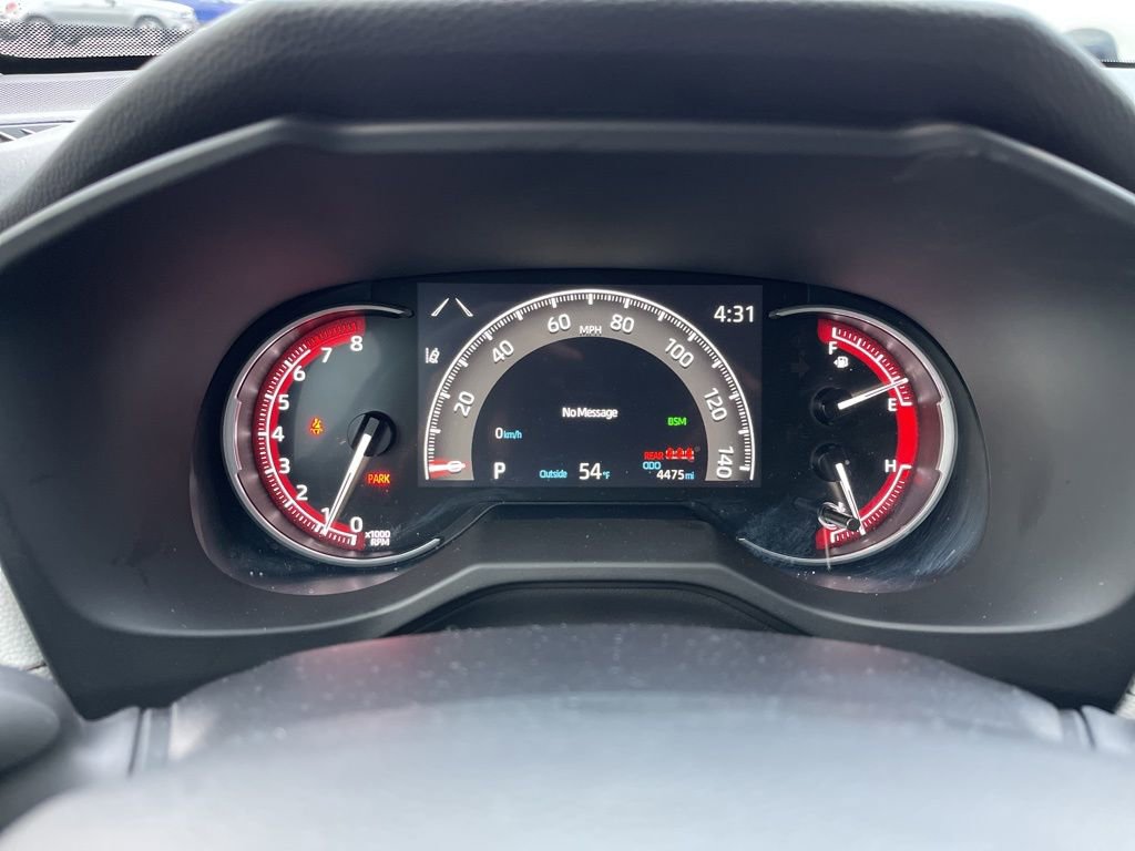 Used 2025 Toyota RAV4 XLE image 9