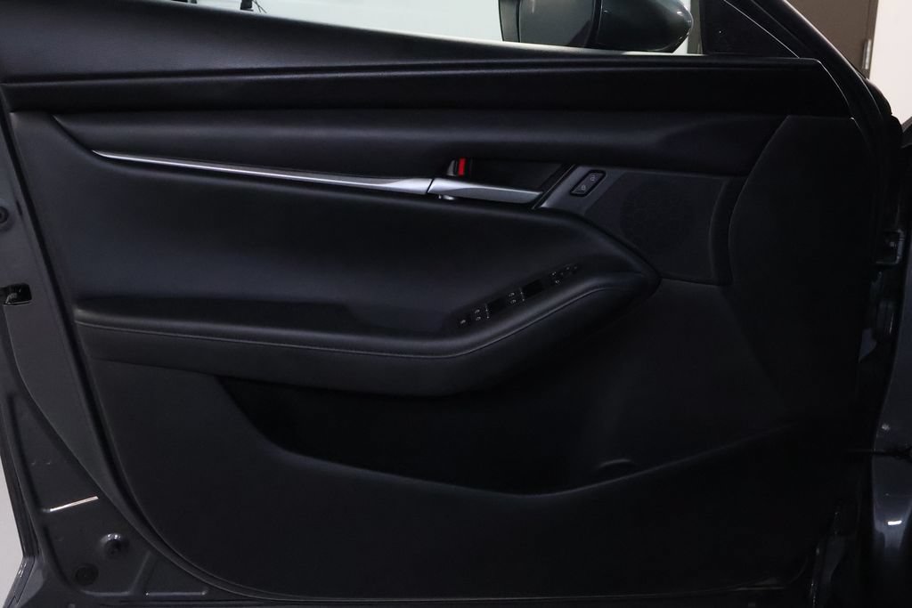 Used 2022 MAZDA MAZDA3 s FWD image 12