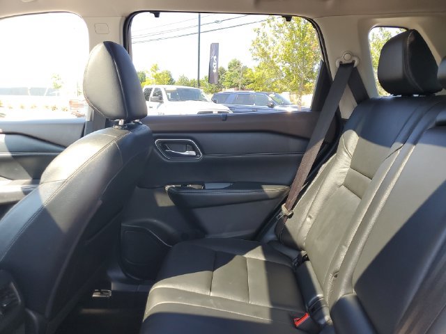 Used 2021 Nissan Rogue SL FWD image 15