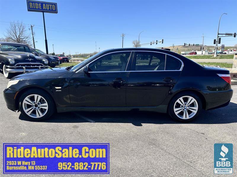 Used 2009 BMW 528i xDrive Sedan AWD/4WD image 7