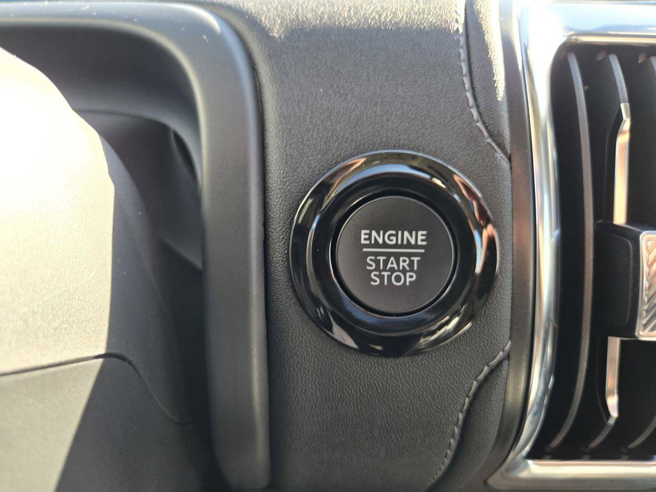 New 2025 Ford Expedition Platinum image 17