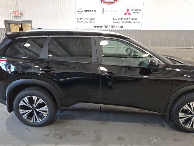 Certified 2023 Nissan Rogue SV w/ SV Premium B Package AWD/4WD image 2