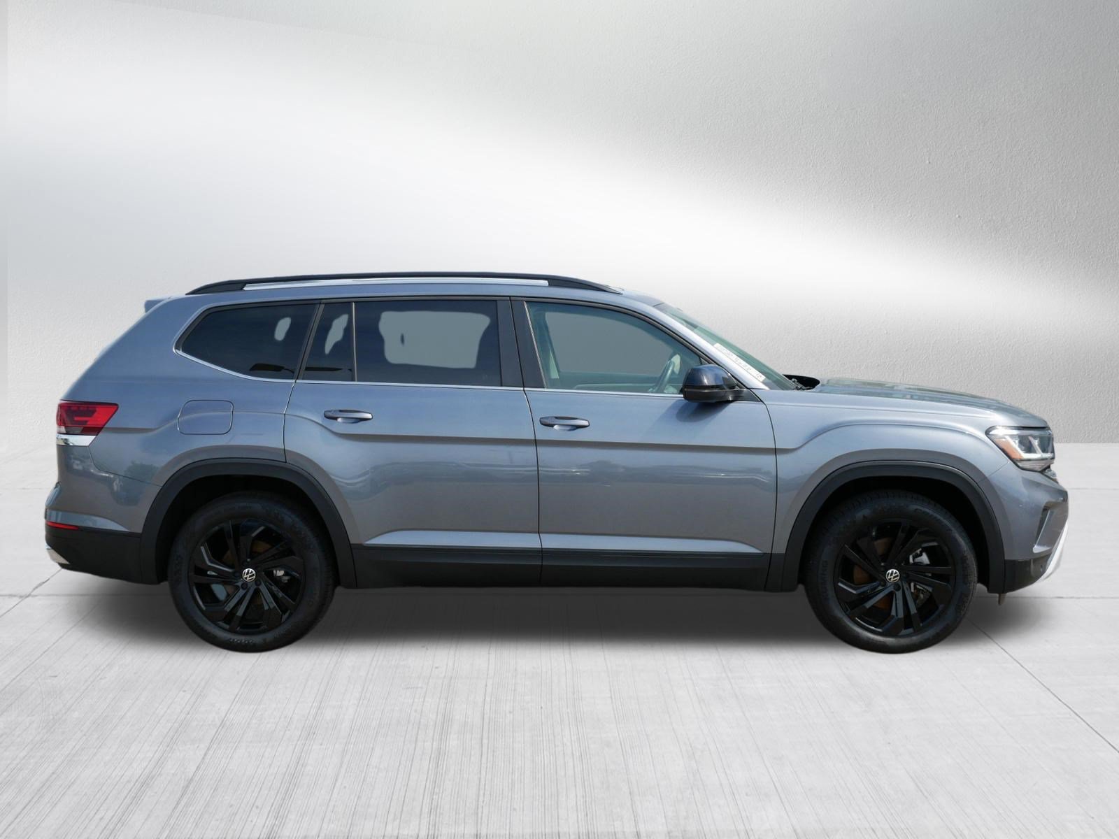 Certified 2022 Volkswagen Atlas SE AWD/4WD image 8