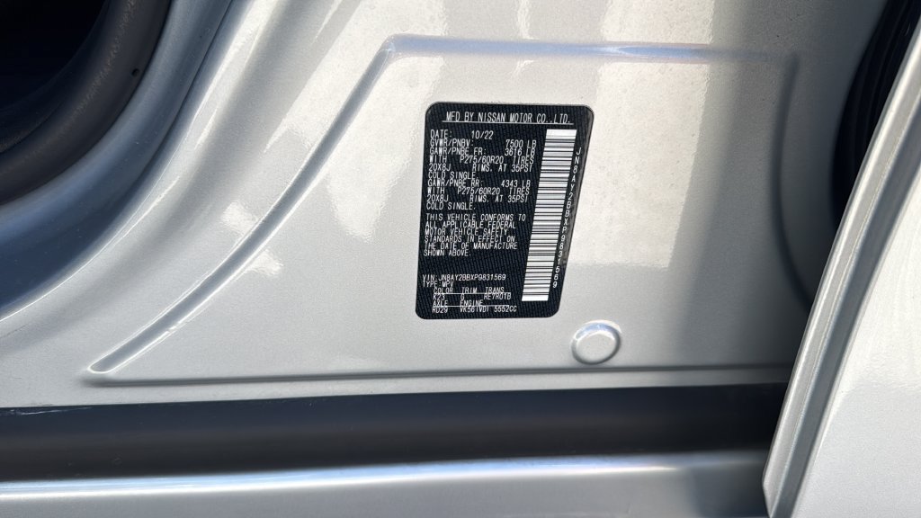 Used 2023 Nissan Armada SL w/ Captain's Chairs Package AWD/4WD image 35