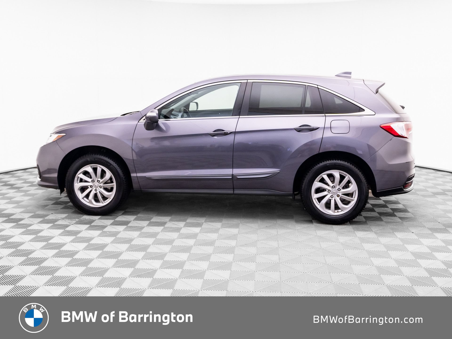 Used 2017 Acura RDX AWD image 2