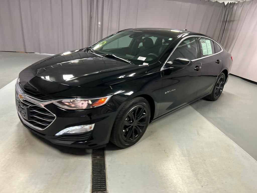 Used 2024 Chevrolet Malibu LT image 3