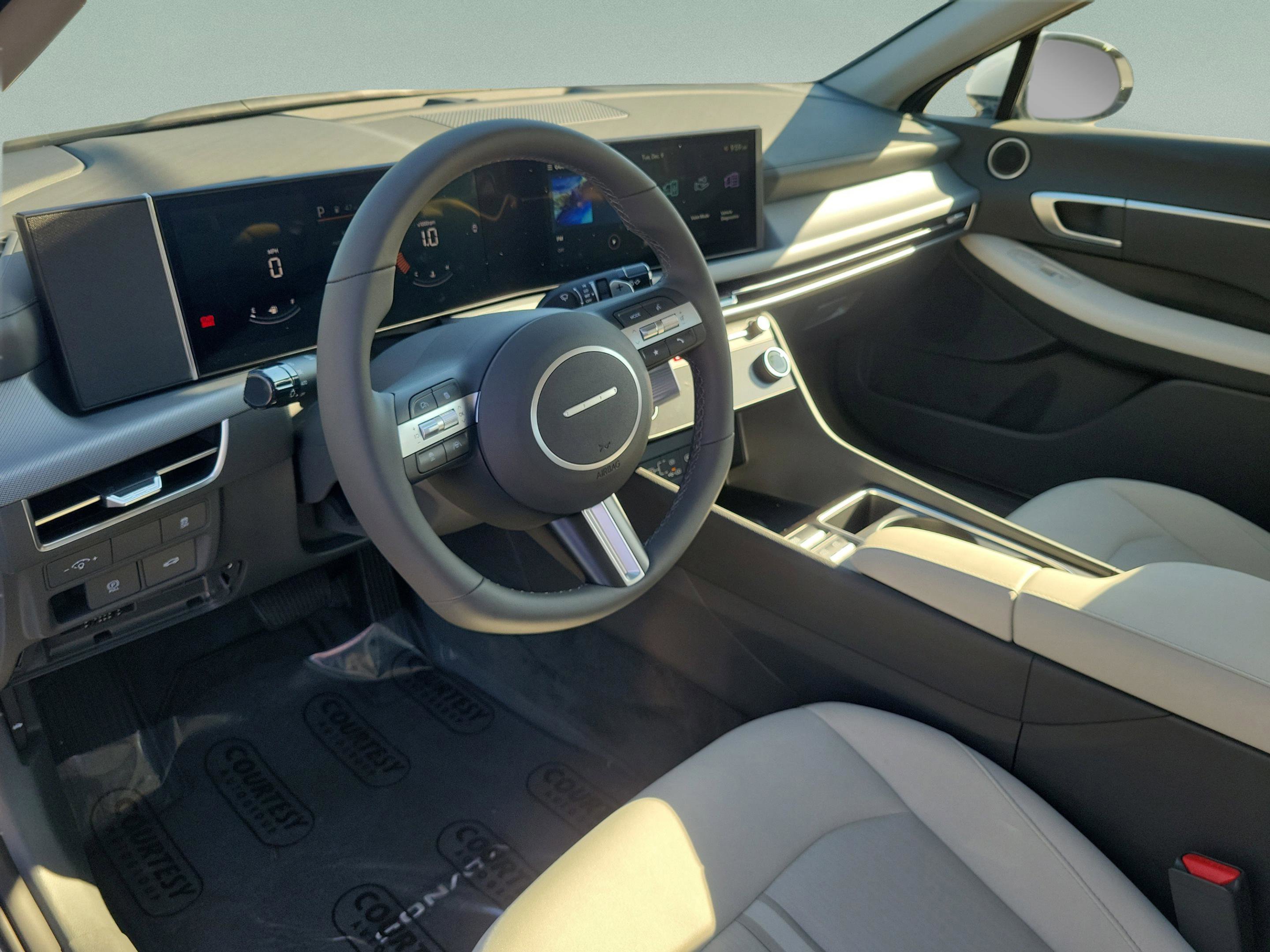New 2026 Hyundai Sonata SEL FWD image 18