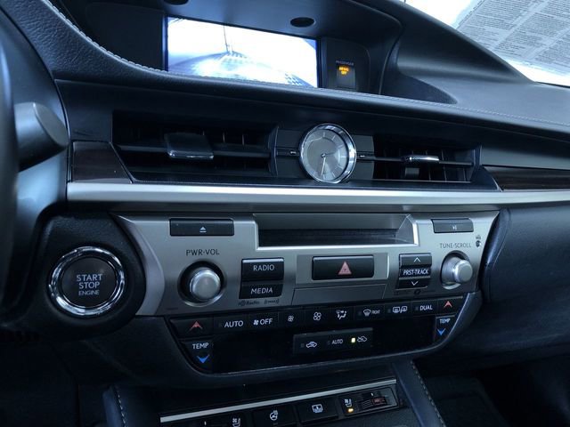 Used 2018 Lexus ES 350 image 29
