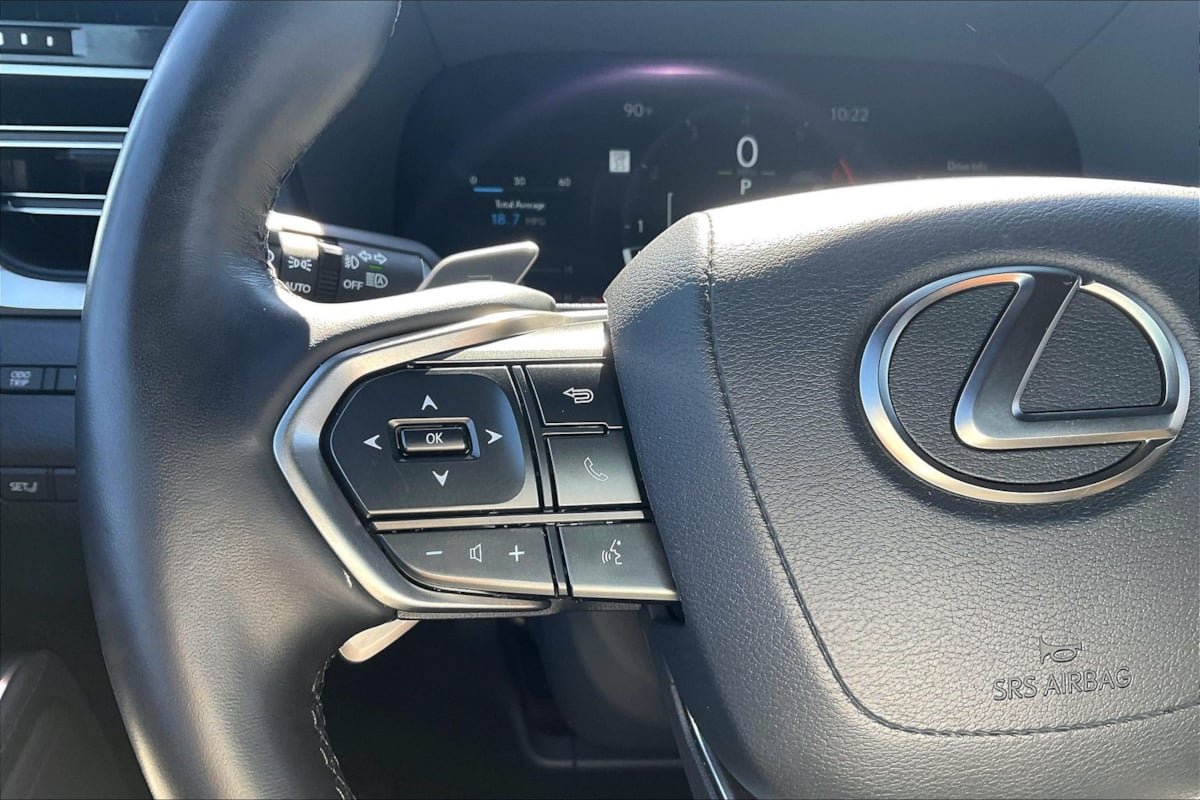 Used 2024 Lexus GX 550 w/ Accessory Package (Z1) AWD/4WD image 18