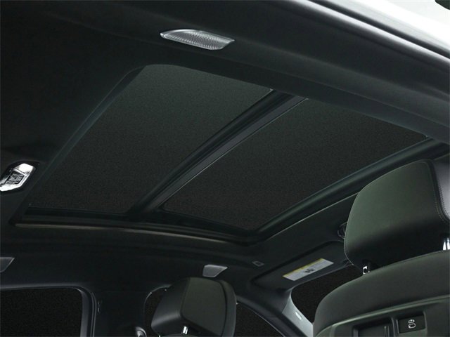 Used 2020 BMW X6 M50i w/ Executive Package image 20