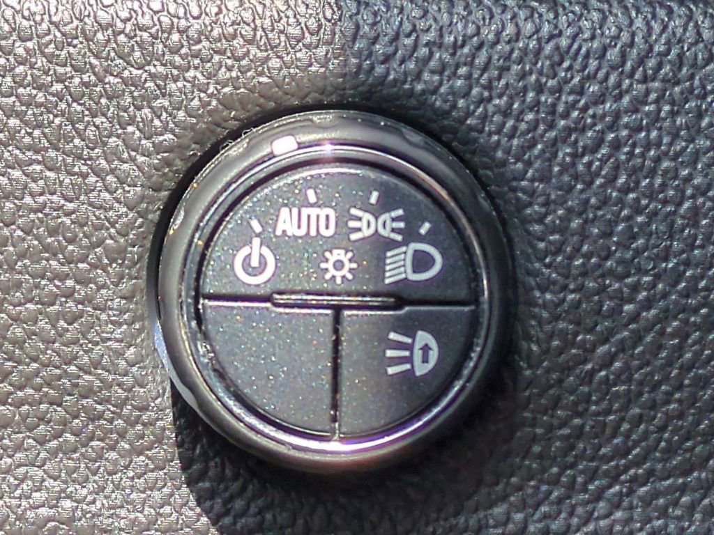 Used 2019 Chevrolet Colorado ZR2 w/ ZR2 Midnight Special Edition image 29