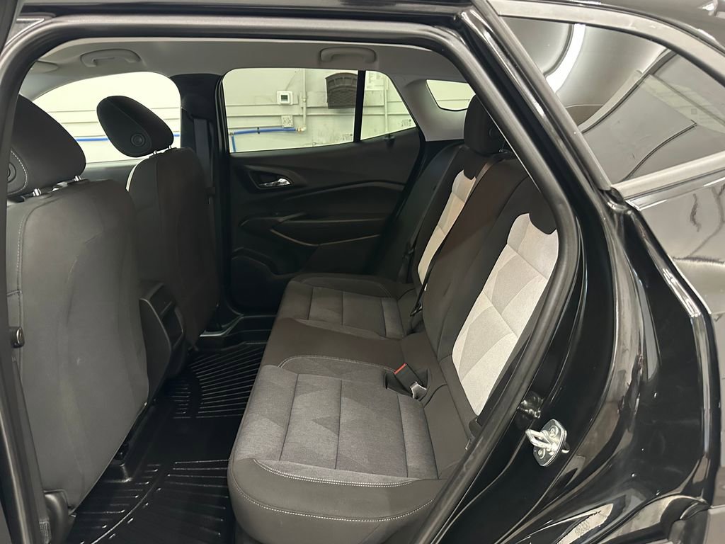 Used 2024 Chevrolet Trax LS image 22