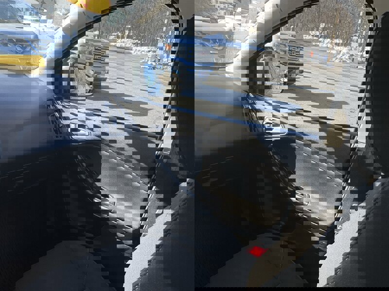 Used 2017 Ford Focus SE w/ Cold Weather Package image 17