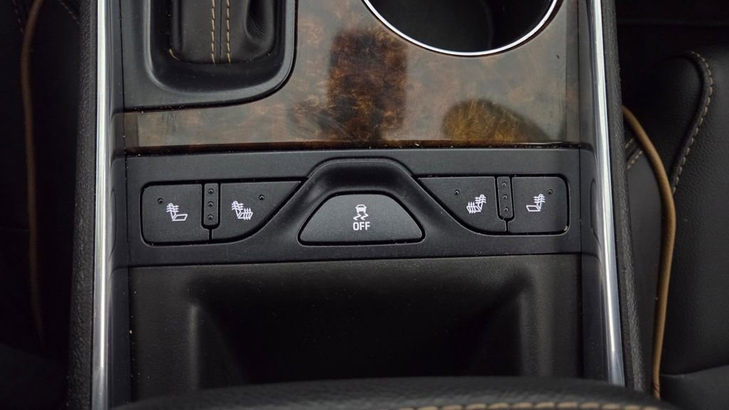 Used 2014 Chevrolet Impala LT w/ Premium Seating Package image 25