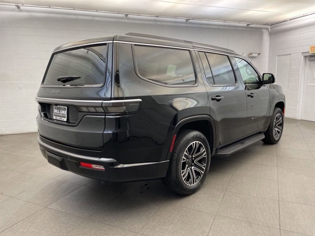 New 2026 Jeep Grand Wagoneer L 4WD image 4