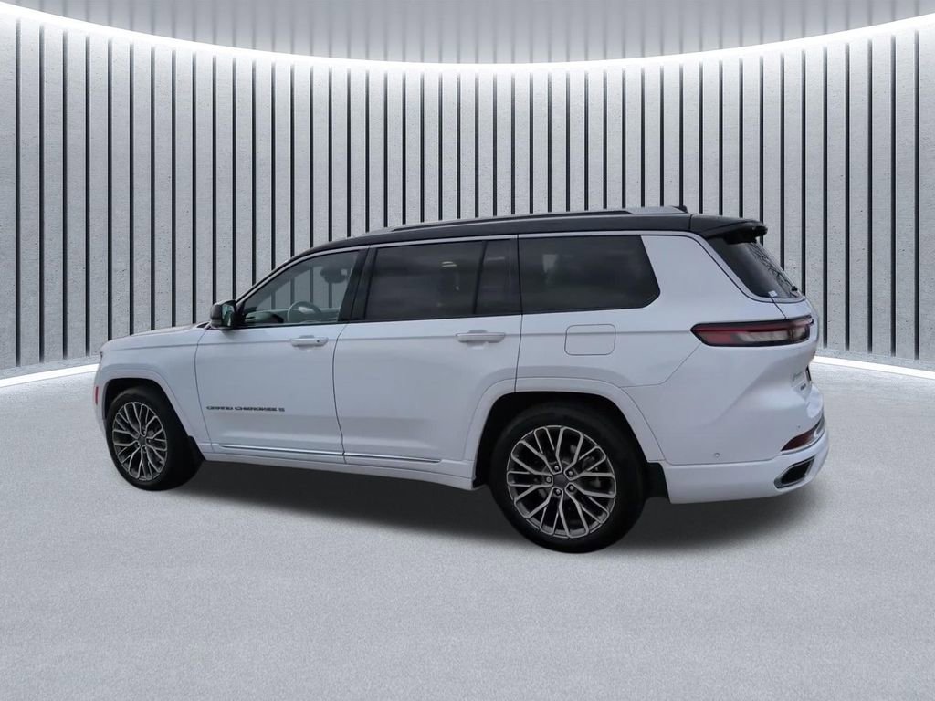 Used 2023 Jeep Grand Cherokee L Summit image 12