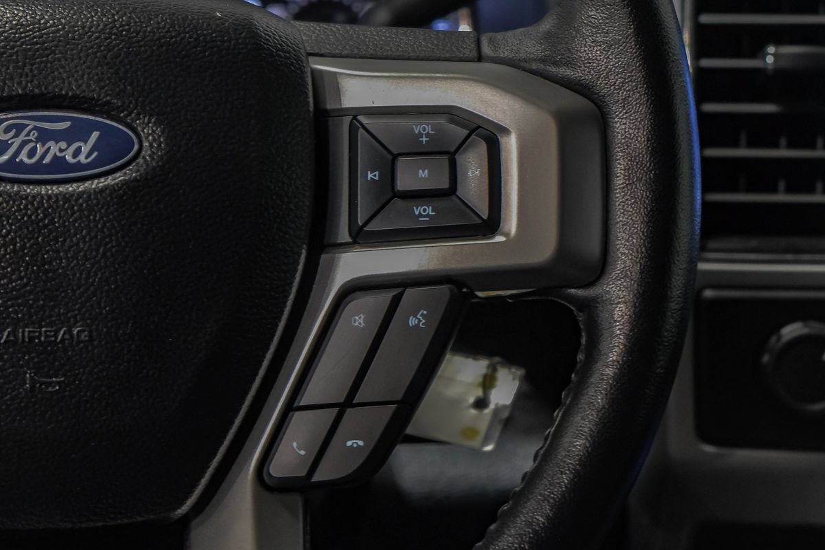 Used 2021 Ford F250 Lariat w/ Lariat Value Package AWD/4WD image 18
