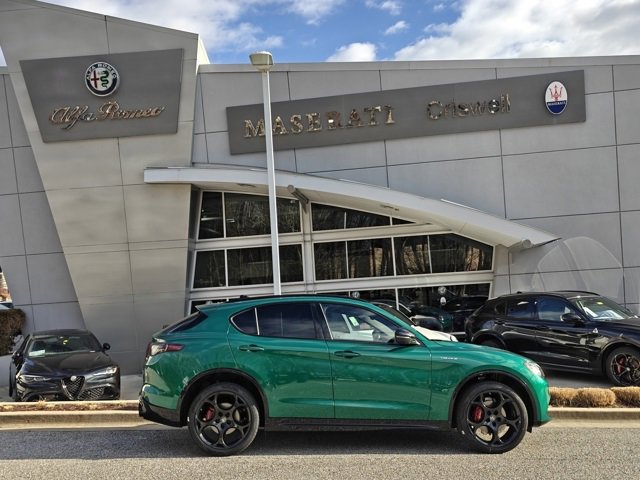 New 2026 Alfa Romeo Stelvio Sprint image 4