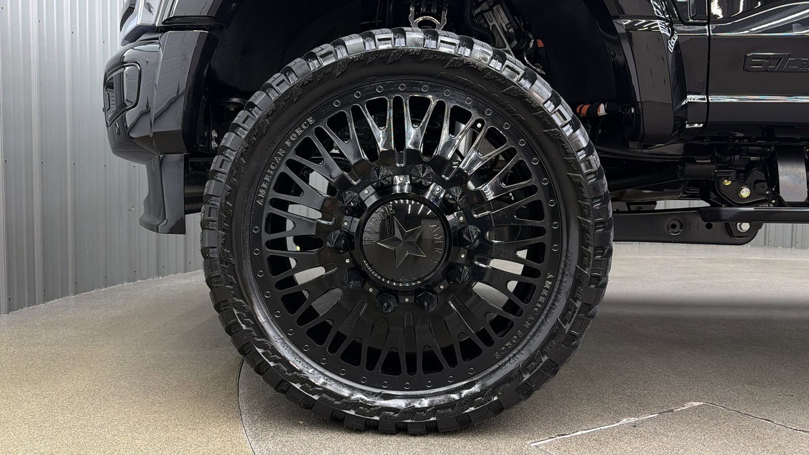 Used 2026 Ford F450 Platinum w/ Platinum Plus Package image 9