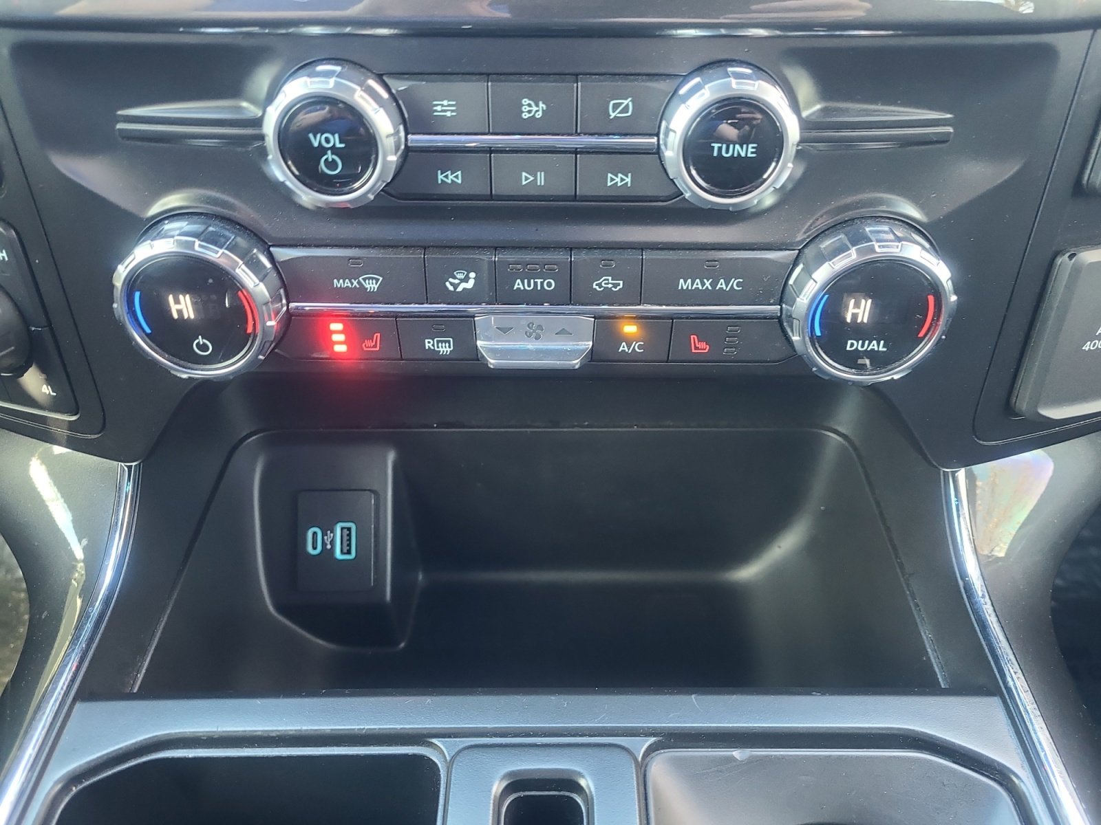 Certified 2021 Ford F150 XLT w/ Equipment Group 302A High image 30