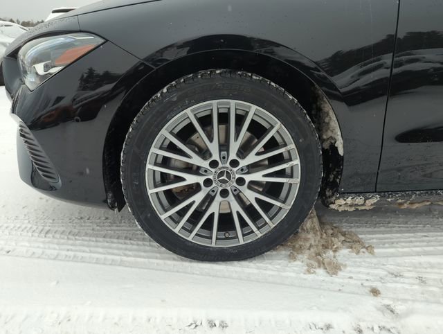 Used 2025 Mercedes-Benz CLA 250 4MATIC image 30