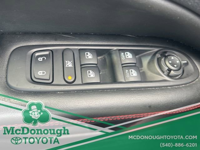 Used 2020 Jeep Compass Trailhawk w/ Cold Weather Group image 17