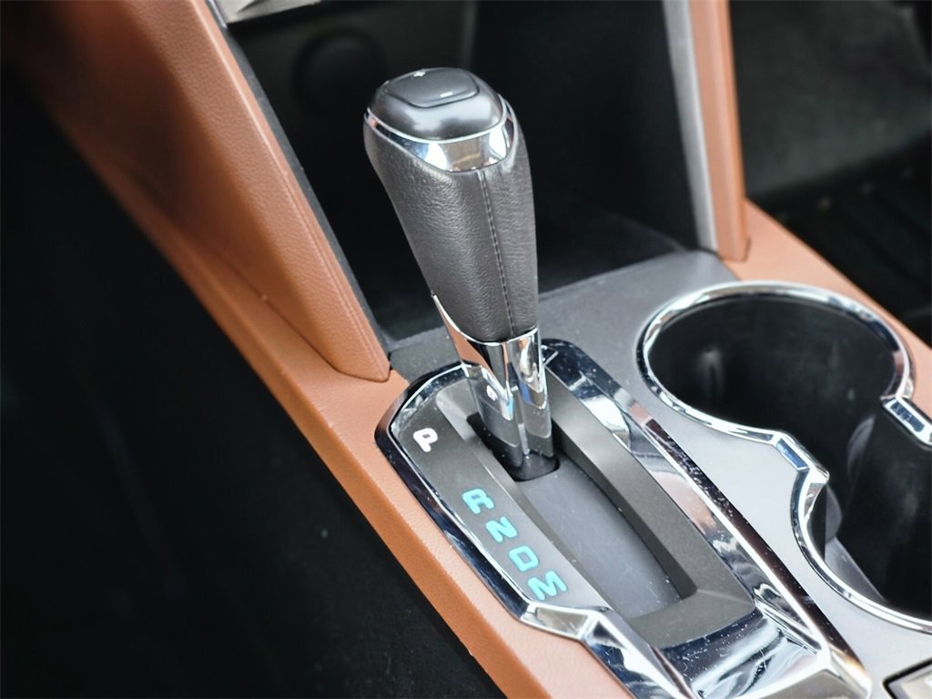 Used 2016 Chevrolet Equinox LTZ w/ Enhanced Convenience Package image 19