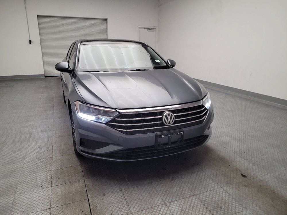 Used 2019 Volkswagen Jetta SE FWD image 14