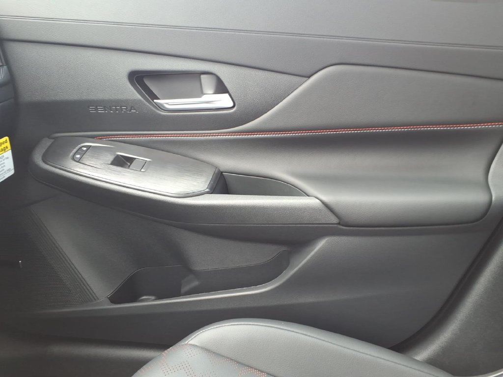 New 2026 Nissan Sentra SR w/ SR Premium Package FWD image 22