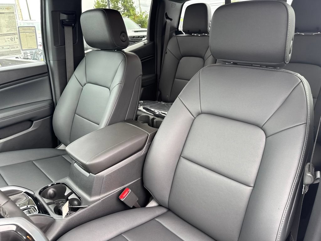 New 2026 Chevrolet Colorado LT w/ LT Convenience Package AWD/4WD image 18